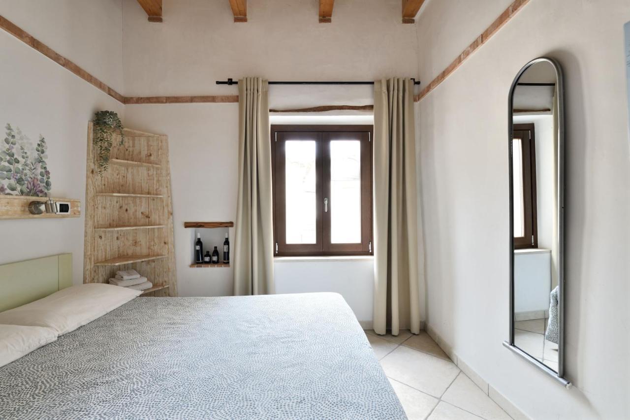 토르톨리 Al Vicoletto - Genuine Hospitality B&B 외부 사진