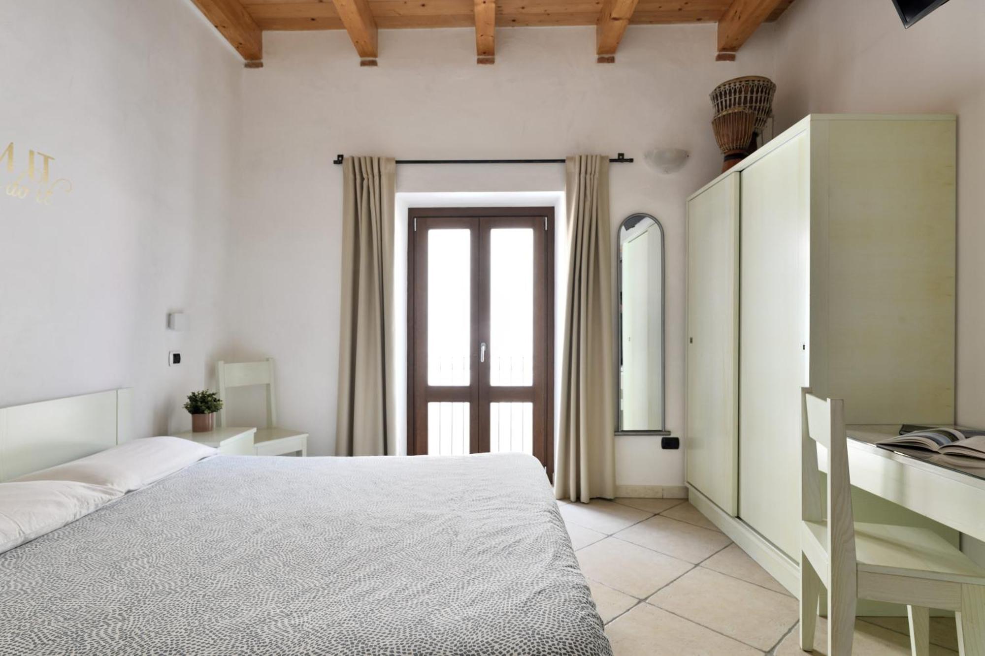 토르톨리 Al Vicoletto - Genuine Hospitality B&B 외부 사진